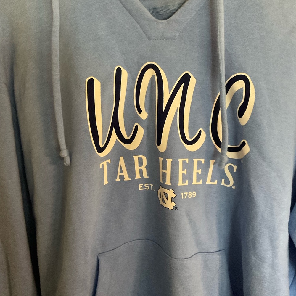 Women’s UNC Tarheels hoodie